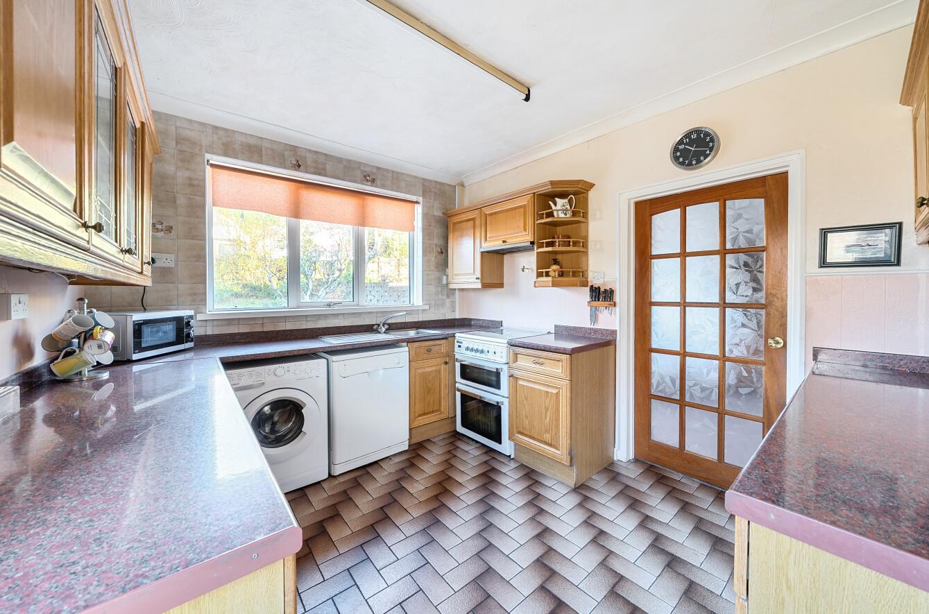 Fairy Grove, Killay, Swansea, SA2 7BY